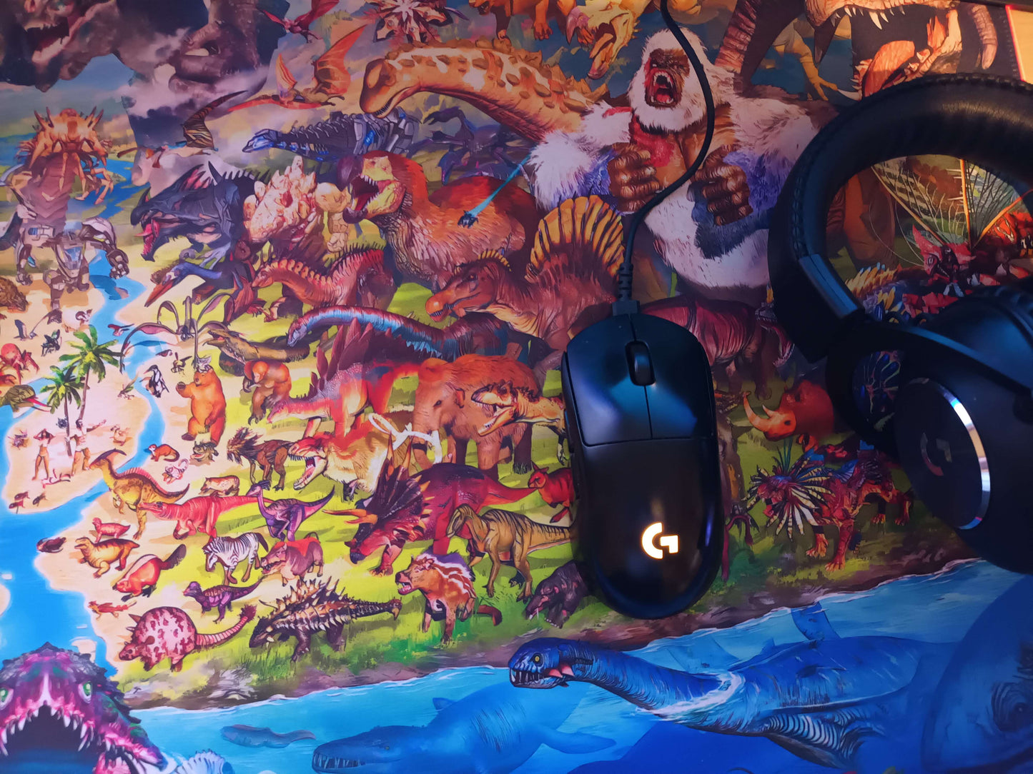 ARK Survival Evolved & Ascended Mouse Pad